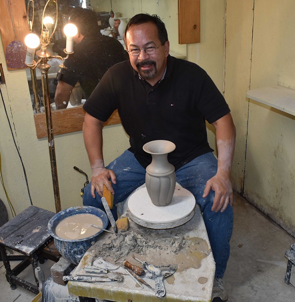 Nolan Windholtz of Round Tree Pottery at the Wheel 